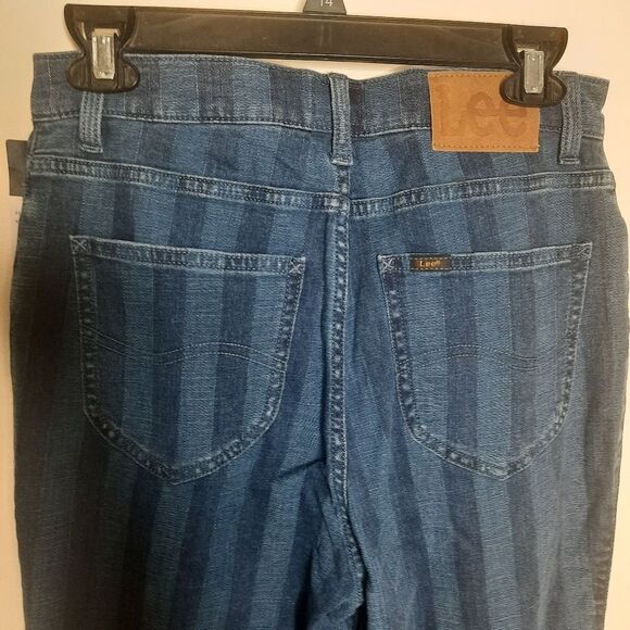 Lee Hi-Rise Flare Jeans in Mid stripes Size 29×33 NWT - Picture 5 of 8